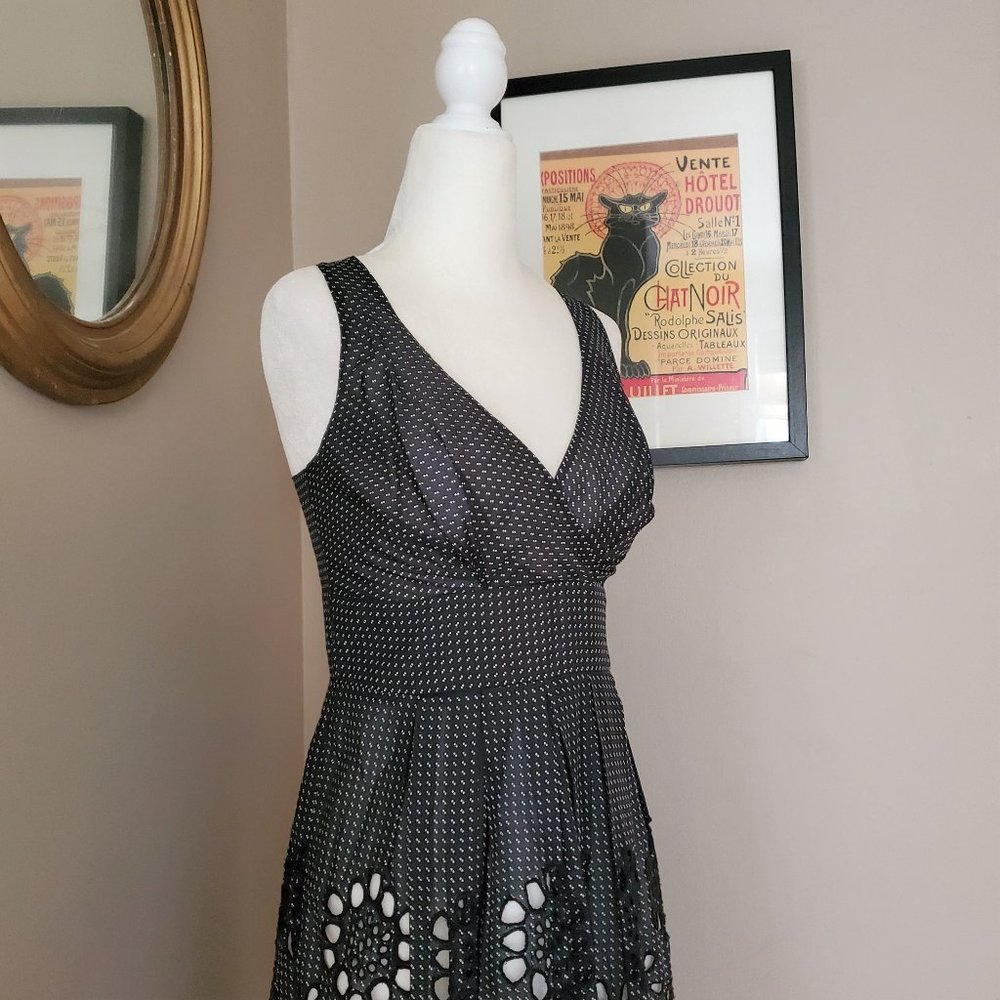 Eva Franco Black and White Eyelet Tie Back Dress Size 2 - Picture 7 of 16